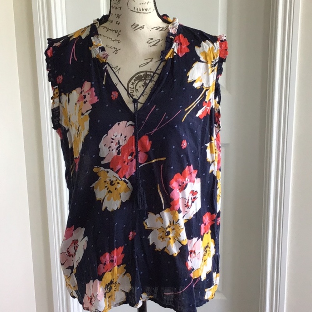 Old Navy floral navy Blue Blouse Top ruffled neck & sleeves SzSP
